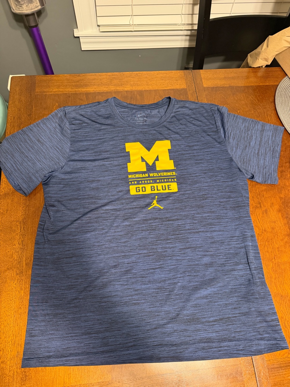 k title:
Nike Jordan Michigan Wolverines Go Blue Dri-FIT Tee Men’s XL